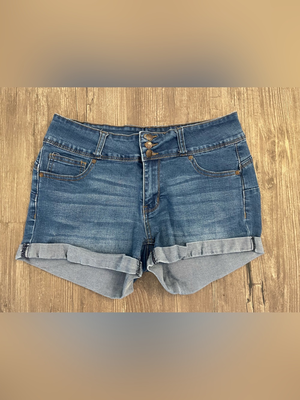 Wax Jean Women's Mid-Blue Rolled Cuff Denim Shorts